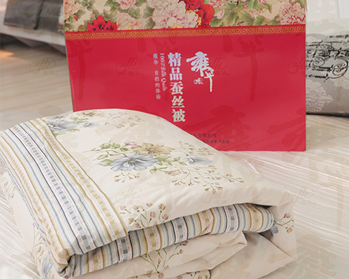 湖北蠶絲被廠家 湖北蠶絲被廠家